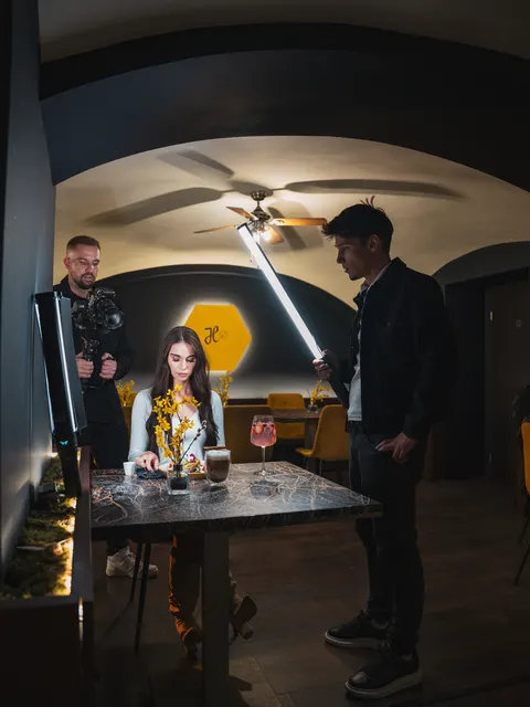 Kulisszák mögötti fotó egy Have Fun Guide-fotózásról